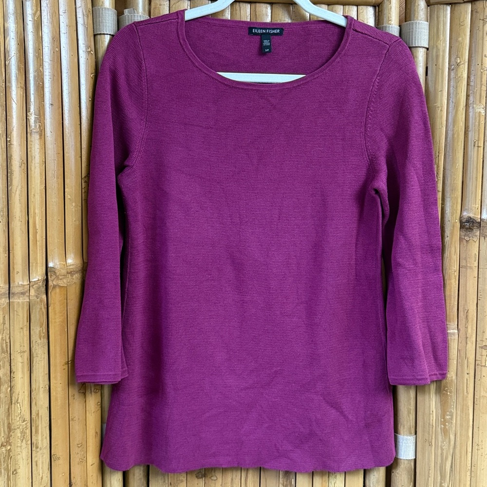 Eileen Fisher Fuchsia Knit Top with 3/4 sleeve. Size small/petite